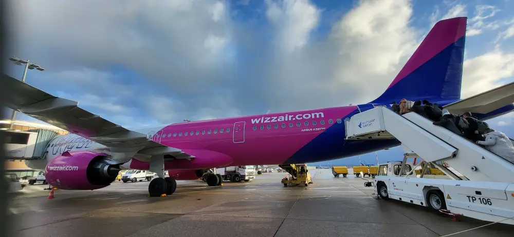 Abflug am Flughafen Stuttgart mit Wizz Air nach Budapest