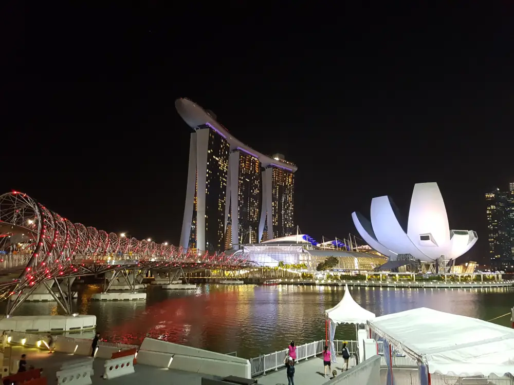 Das Marina Bay Sands am Abend